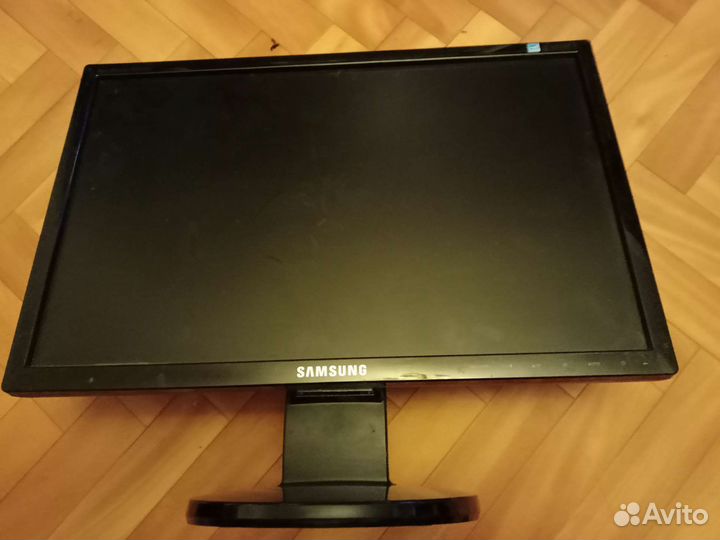 Монитор Samsung 19