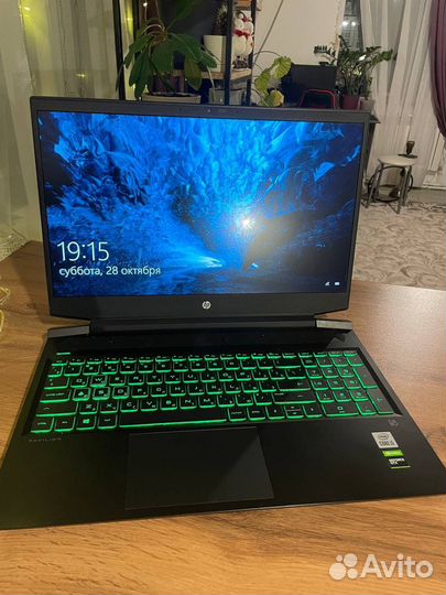 Игровой ноутбук HP core i5/512ssd/1tb hdd/1650ti