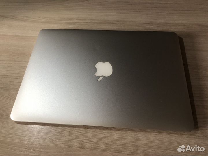 Macbook air 13 i5 8/500ssd (2012)