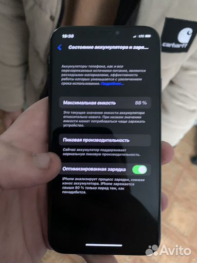 iPhone X, 64 ГБ