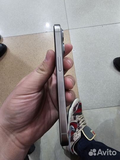 iPhone 15 Pro, 128 ГБ