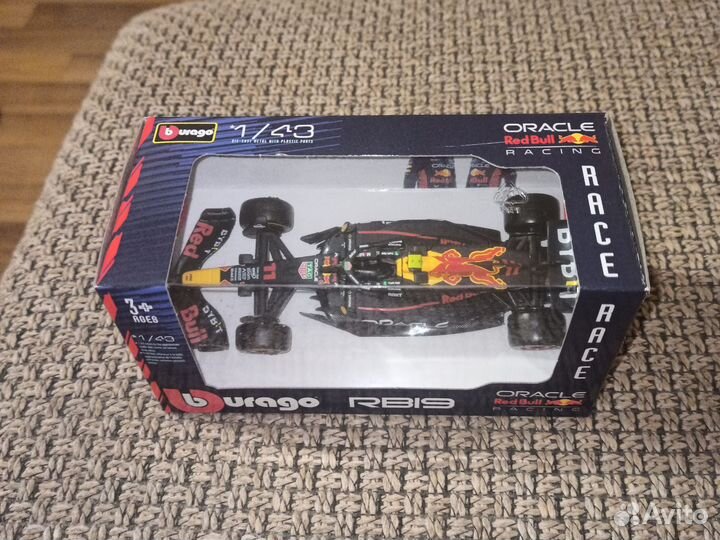 Red bull масштабная модель