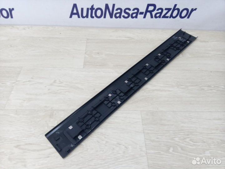 Накладка порога передняя левая Infiniti Qx56