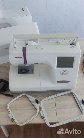 Вышивальная машина Janome 350e