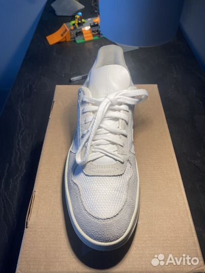 Кроссовки veja