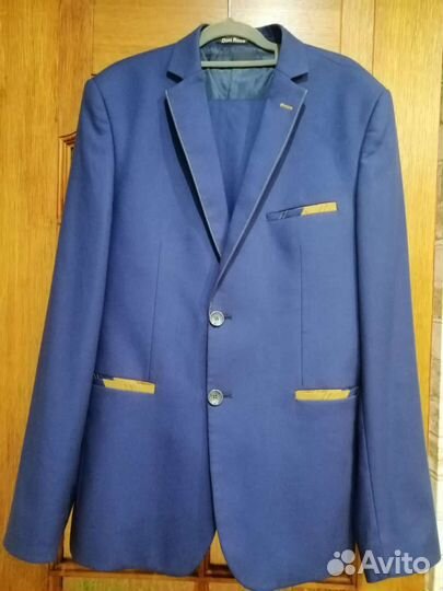 Мужской костюм