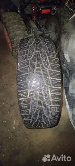 Kumho I'Zen KW31 215/65 R16