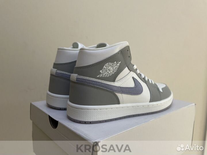 Nike Air Jordan 1 Wolf Grey Aluminum Lux