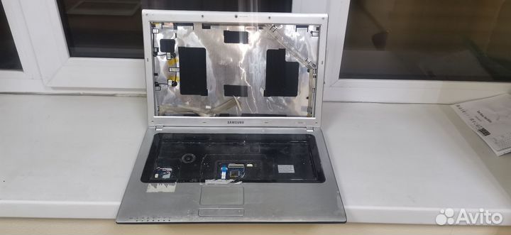 Ноутбук samsung r520