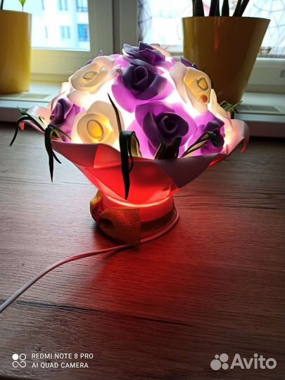 Светильник с цветочками