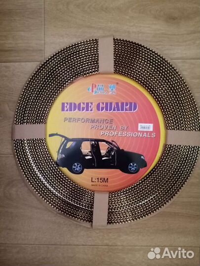 Молдинг автомобильный