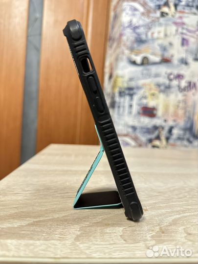 Чехол на iPhone 13 pro