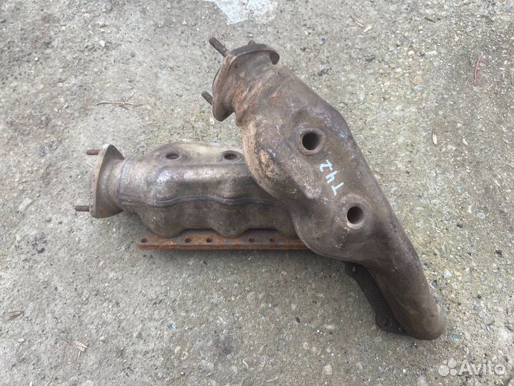 Коллектор выпускной Volkswagen Touareg 4.2 AXQ