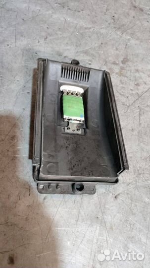Сопротивление печки Audi A3 8L 1998 1J0819022A