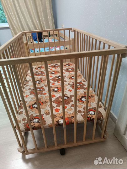 Детский деревянный манеж