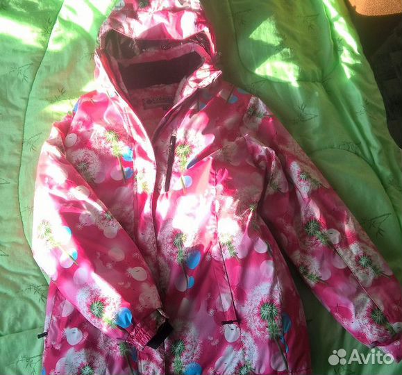 Костюм зимний куртка с капюшоном и полукомбинезон