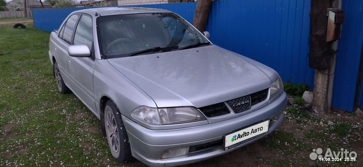 Toyota Carina 1.5 AT, 1998, 250 000 км