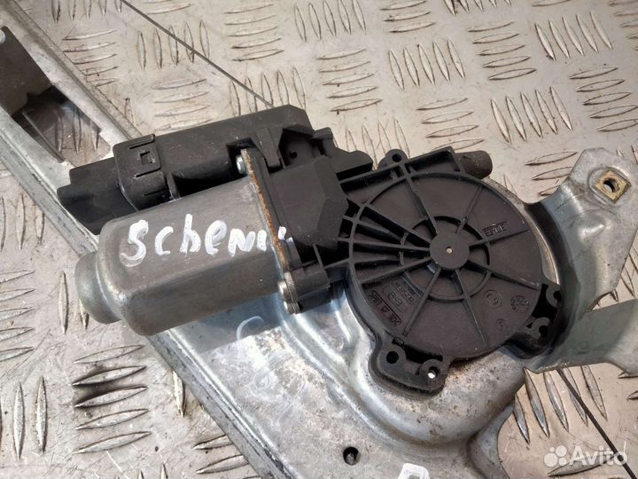 Передний правый стеклоподъёмник Scenic 2