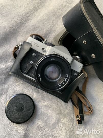 Плёночный фотоаппарат Зенит ттл