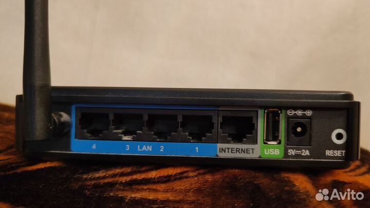 Роутер D-link dir320