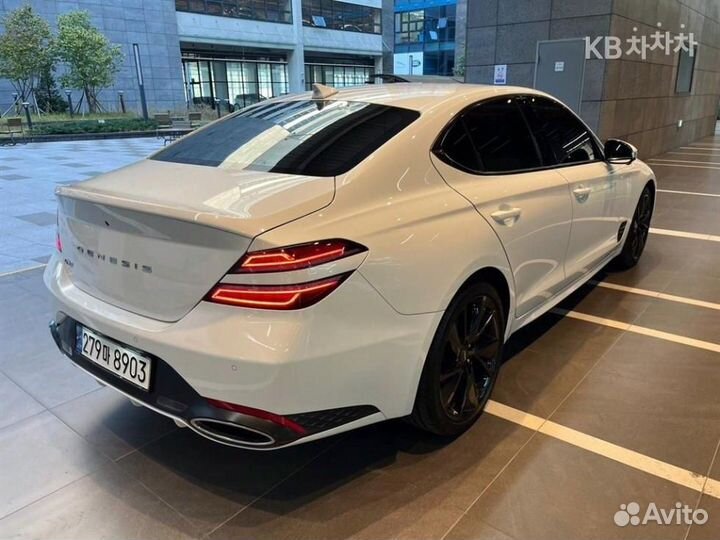 Genesis G70 2.0 AT, 2022, 15 779 км