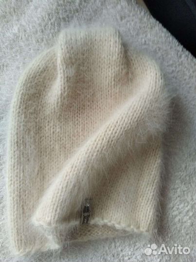 Шапка из ангоры. Новая
