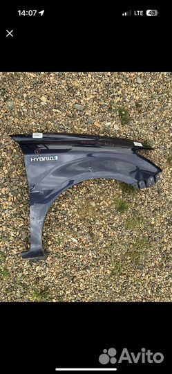 Продам правое крыло на toyota fielder 2013