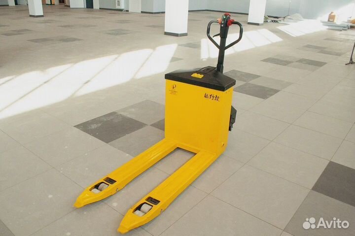 Электророхля с подъемным механизмом, 3 т, новая