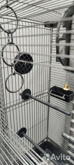 Большая клетка для птиц