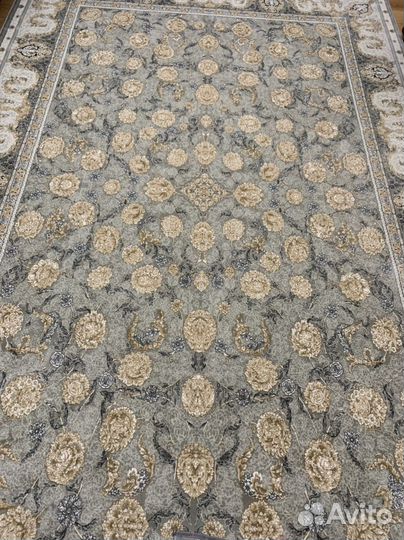 Ковер 2 на 3 новый