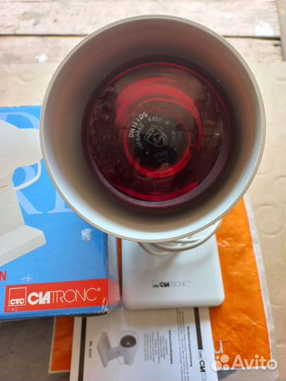 Лампа настольная инфракрасная