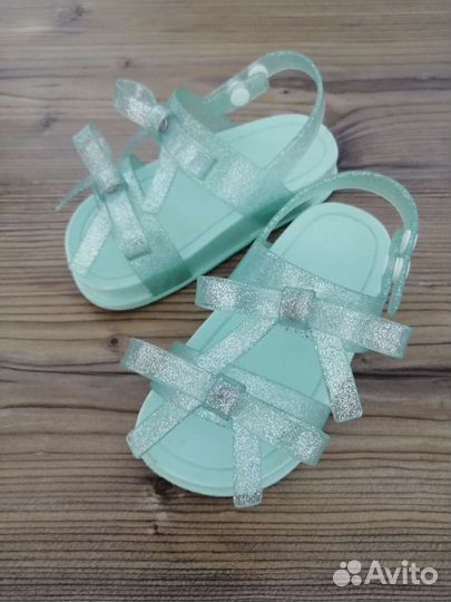 Сандалии резиновые