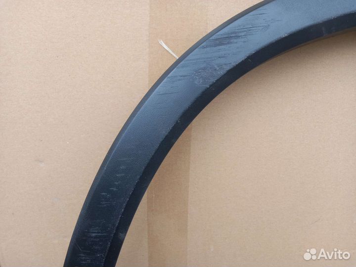 Накладка крыла передняя левая Skoda Kodiaq