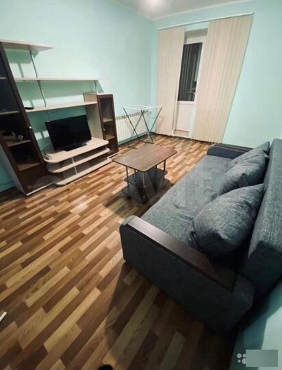 2-к. квартира, 83 м², 8/8 эт.
