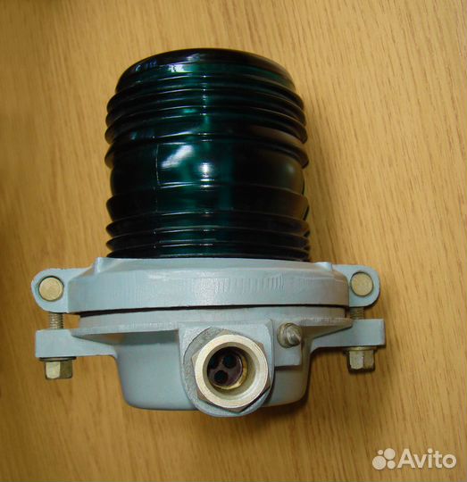 Навигационный морской электрический фонарь