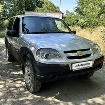 Chevrolet Niva 1.7 MT, 2012, 195 000 км, с пробегом, цена 480 000 руб.