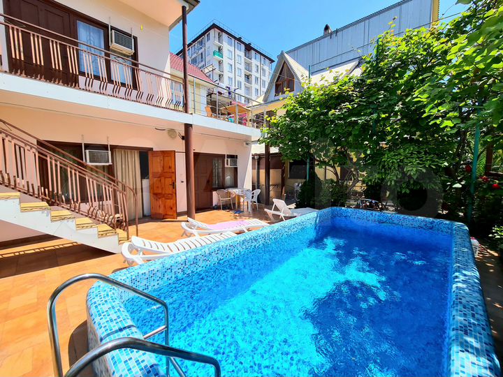 Гостиница, 600 м²