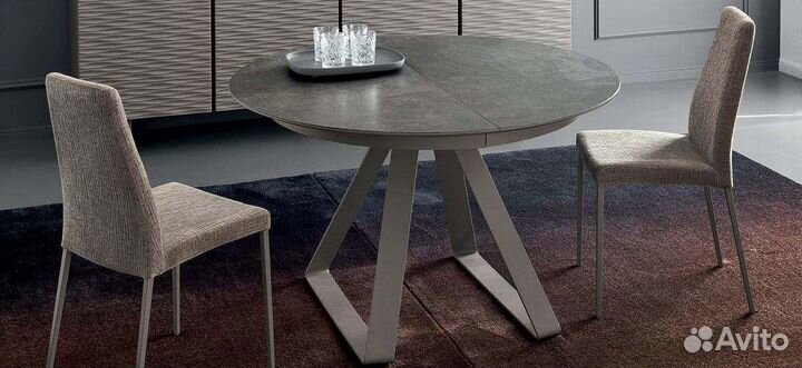 Стол atlante. Calligaris. Италия