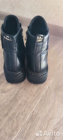 Ботинки демисезонные для девочки