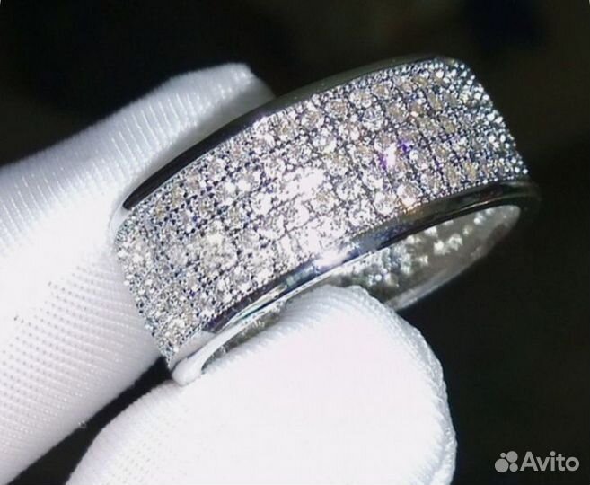 Кольцо сверкающее