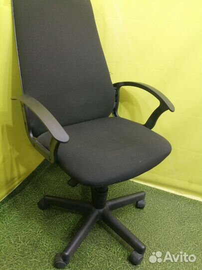 Компьютерное кресло