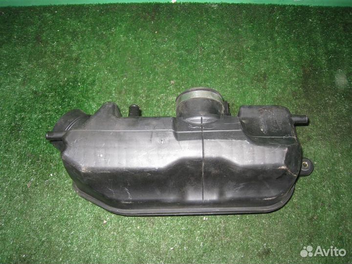 Резонатор воздушного фильтра Subaru Forester SG/S