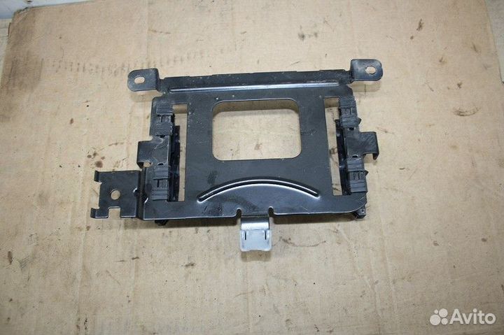 Кронштейн audi Q3 2011-2014 (8U)