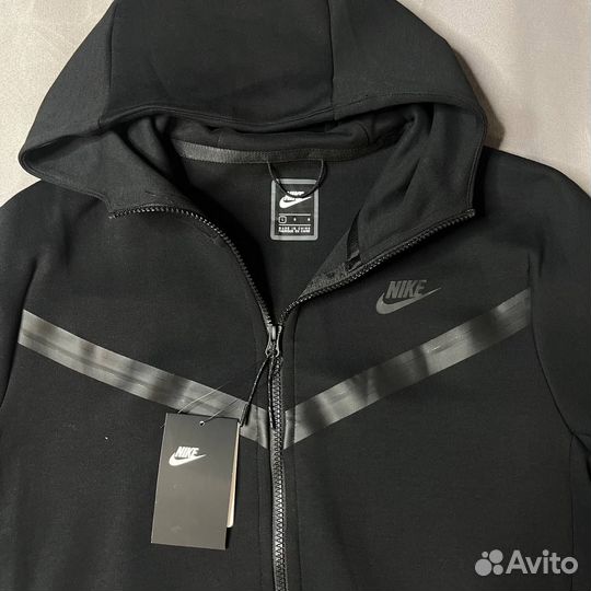 Nike Tech Fleece