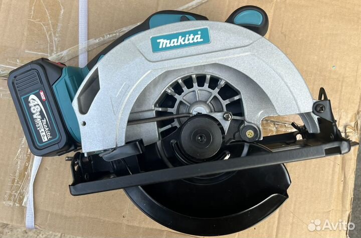 Аккумуляторная циркулярная пила Makita 48v