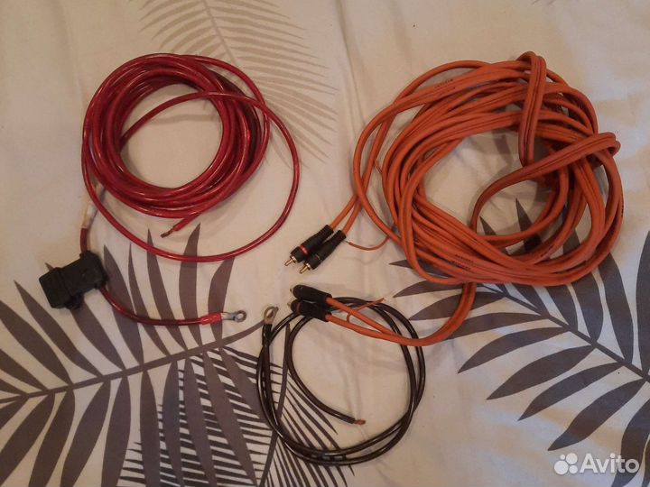 Провода для подключения сабвуфера