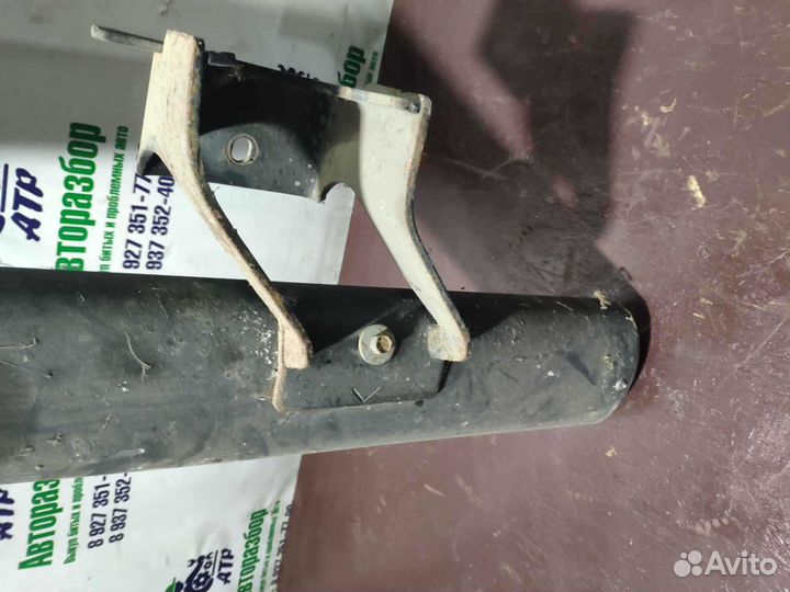 Порог подножка правая Jeep Cherokee wk2