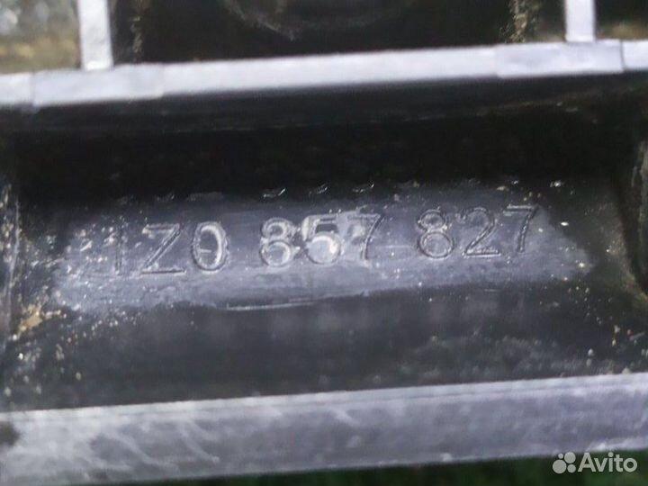 Кронштейн Skoda Octavia A5 2004 - 2013