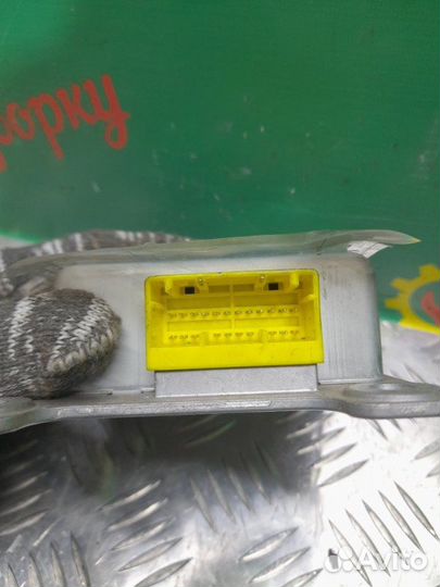 Блок управления Airbag SRS Nissan Maxima A32 седан