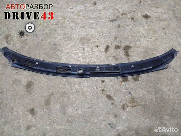 Жабо Mitsubishi Carisma 1995-1999